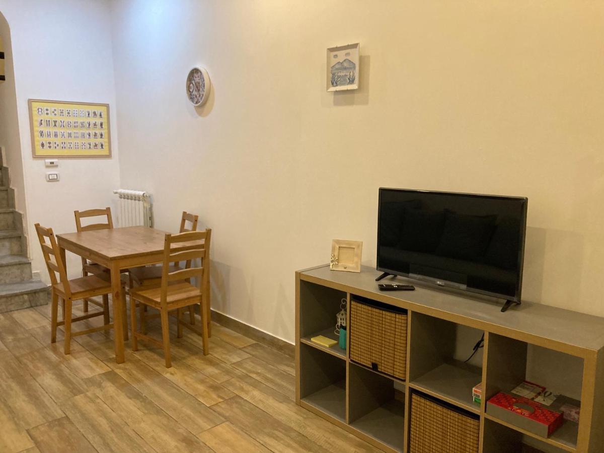 Casa Gaia A Due Passi Dal Duomo Apartment Napoli Exterior foto