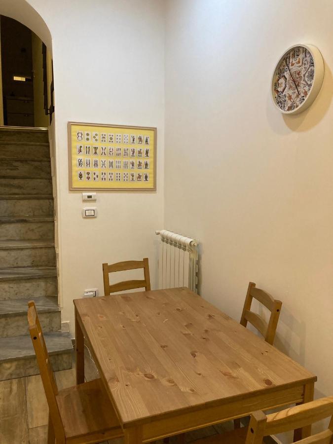 Casa Gaia A Due Passi Dal Duomo Apartment Napoli Exterior foto